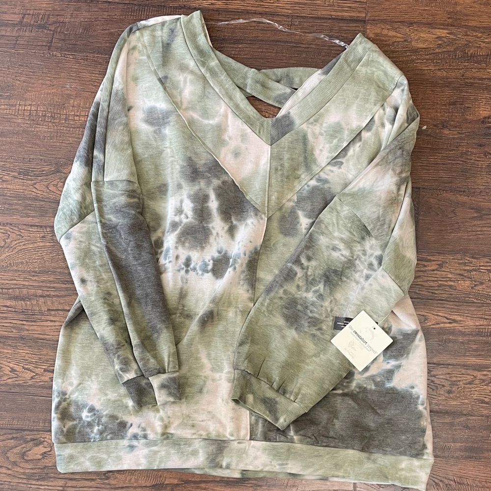 Tie-Dye V-Neck Sweatshirt